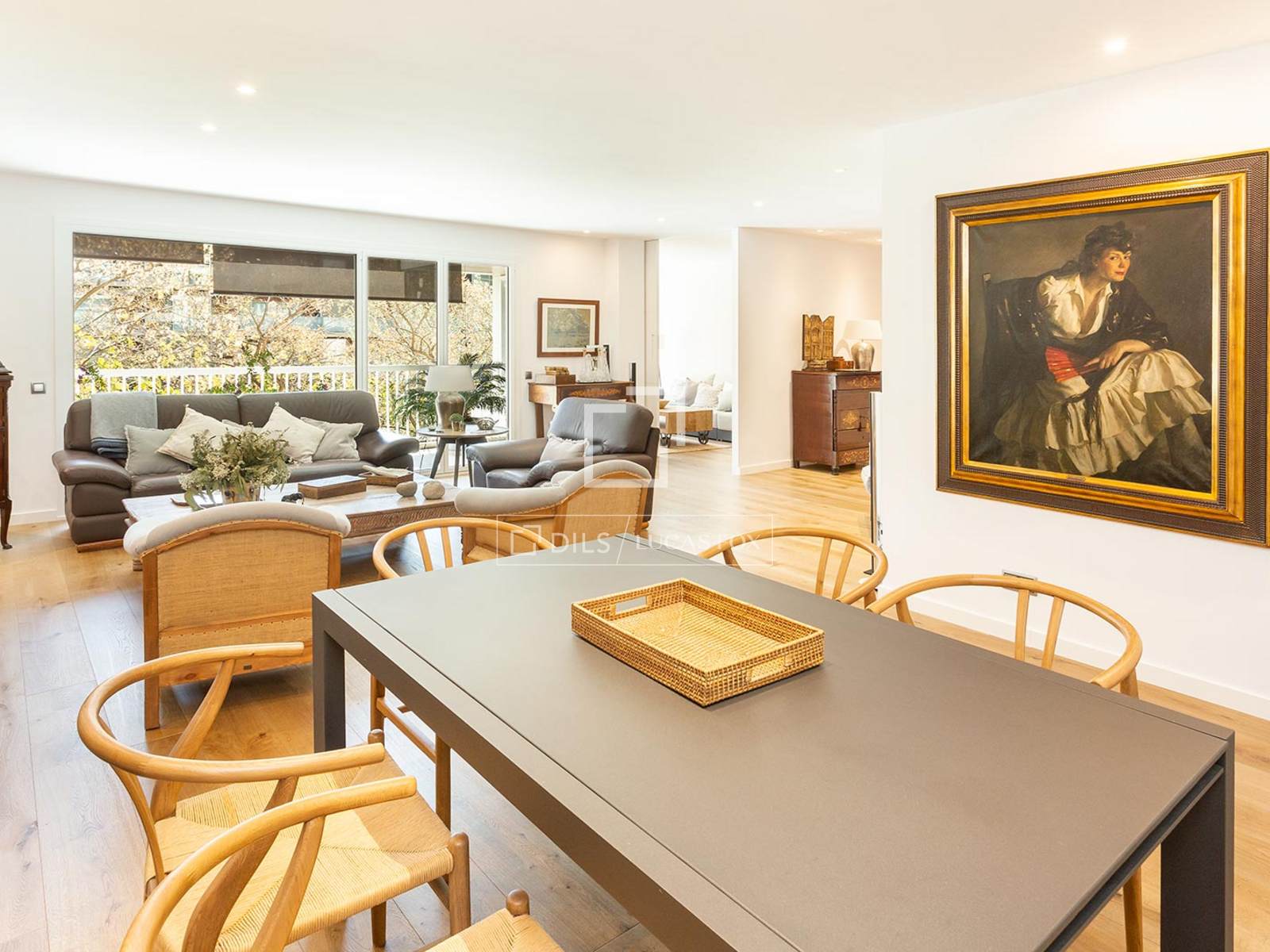 Apartment in Barcelona, Spain 5 bedrooms, 204 sq.m. No. 192759
