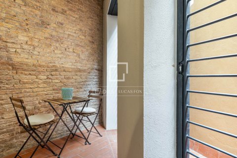 Huoneisto myytävänä Barcelona, Espanja, 1 makuuhuone, 54 m2 No. 192760 - kuva 19