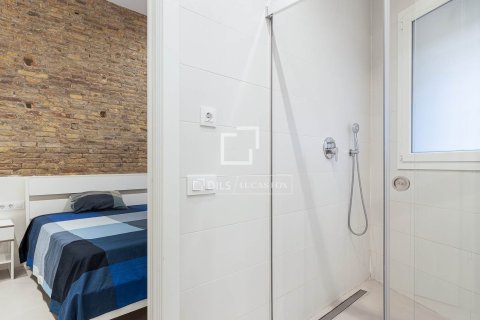 Huoneisto myytävänä Barcelona, Espanja, 1 makuuhuone, 54 m2 No. 192760 - kuva 18