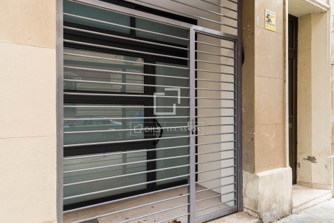 Huoneisto myytävänä Barcelona, Espanja, 1 makuuhuone, 54 m2 No. 192760 - kuva 20