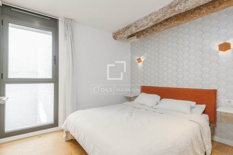 Huoneisto myytävänä Barcelona, Espanja, 2 makuuhuonetta, 54 m2 No. 192762 - kuva 23