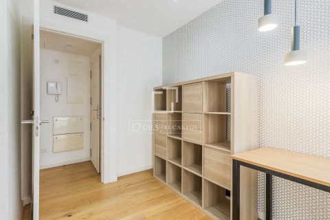 Huoneisto myytävänä Barcelona, Espanja, 2 makuuhuonetta, 54 m2 No. 192762 - kuva 21