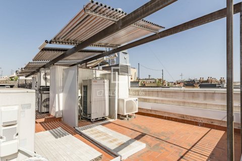 Huoneisto myytävänä Barcelona, Espanja, 2 makuuhuonetta, 54 m2 No. 192762 - kuva 18