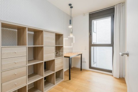 Huoneisto myytävänä Barcelona, Espanja, 2 makuuhuonetta, 54 m2 No. 192762 - kuva 19
