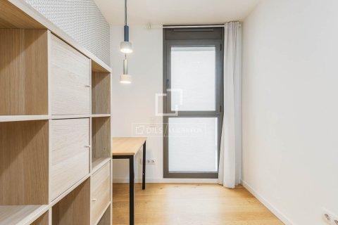 Huoneisto myytävänä Barcelona, Espanja, 2 makuuhuonetta, 54 m2 No. 192762 - kuva 20