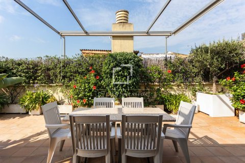 Kattohuoneisto myytävänä Barcelona, Espanja, 4 makuuhuonetta, 166 m2 No. 192761 - kuva 5