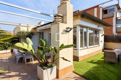Kattohuoneisto myytävänä Barcelona, Espanja, 4 makuuhuonetta, 166 m2 No. 192761 - kuva 9