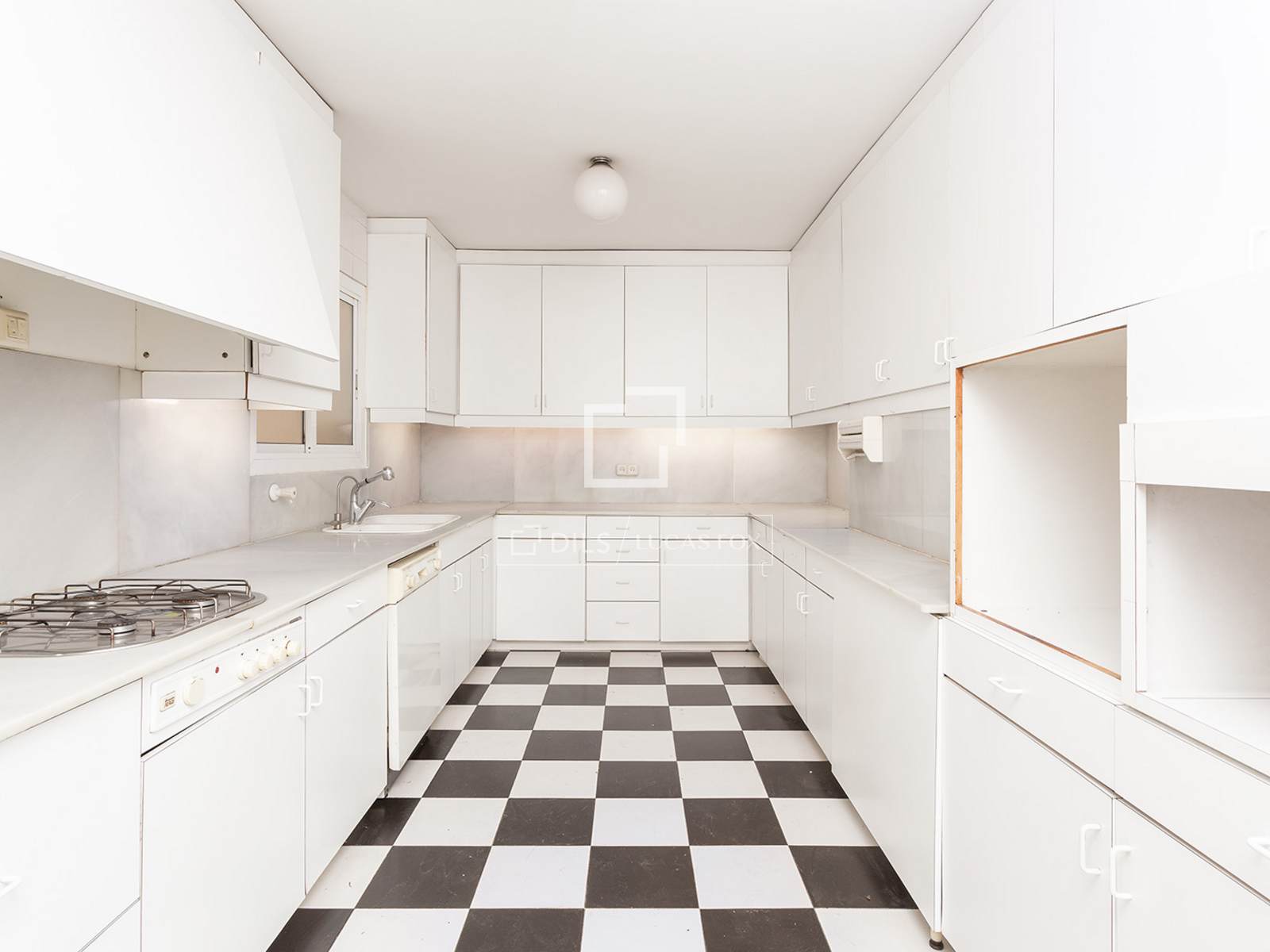 Apartment à Barcelona, Espagne 5 chambres, 244 m2 No. 192758