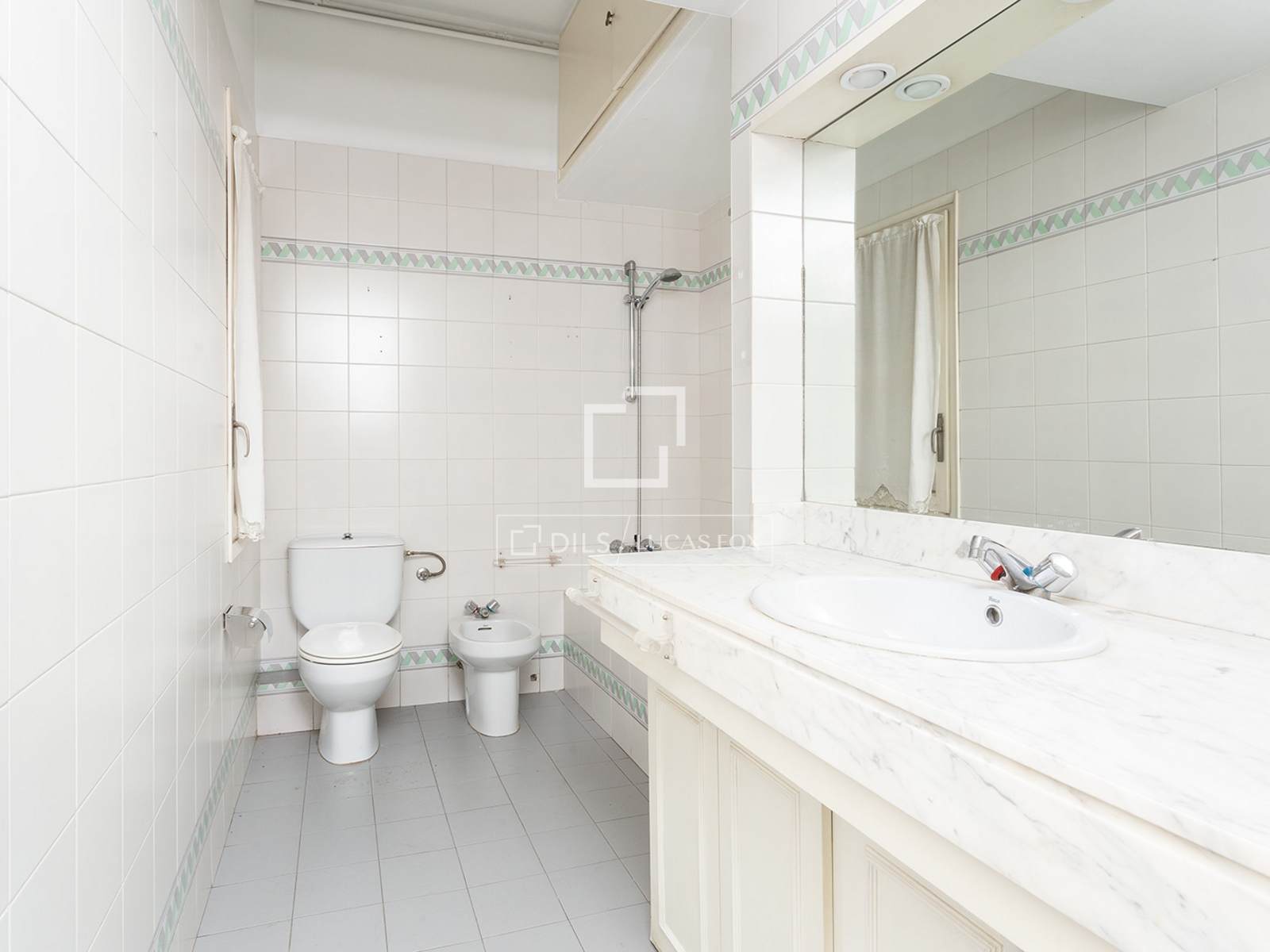 Apartment à Barcelona, Espagne 5 chambres, 244 m2 No. 192758