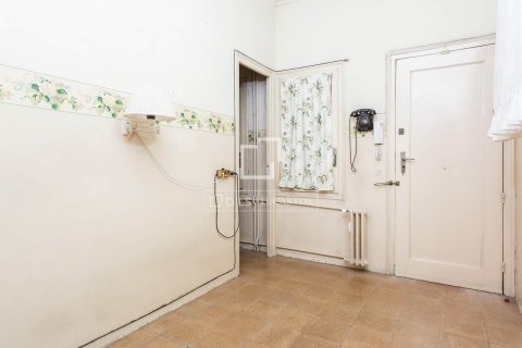 Huoneisto myytävänä Barcelona, Espanja, 5 makuuhuonetta, 244 m2 No. 192758 - kuva 24