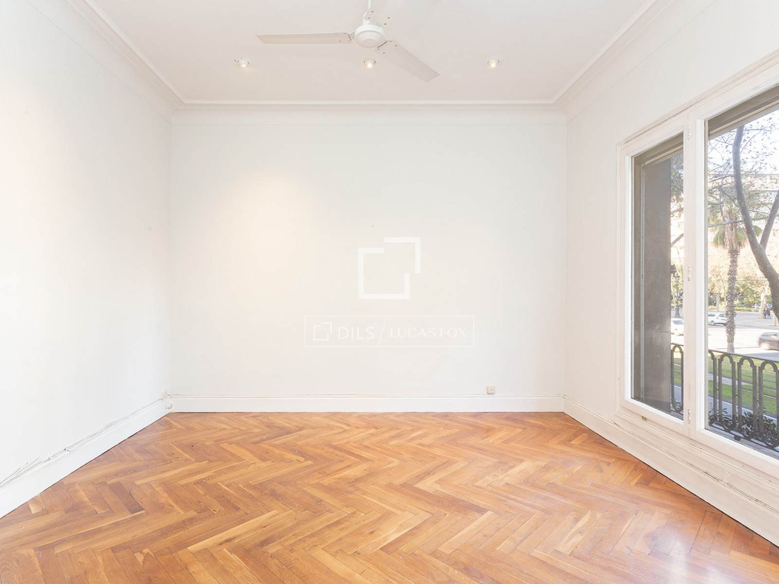 Apartment à Barcelona, Espagne 5 chambres, 244 m2 No. 192758