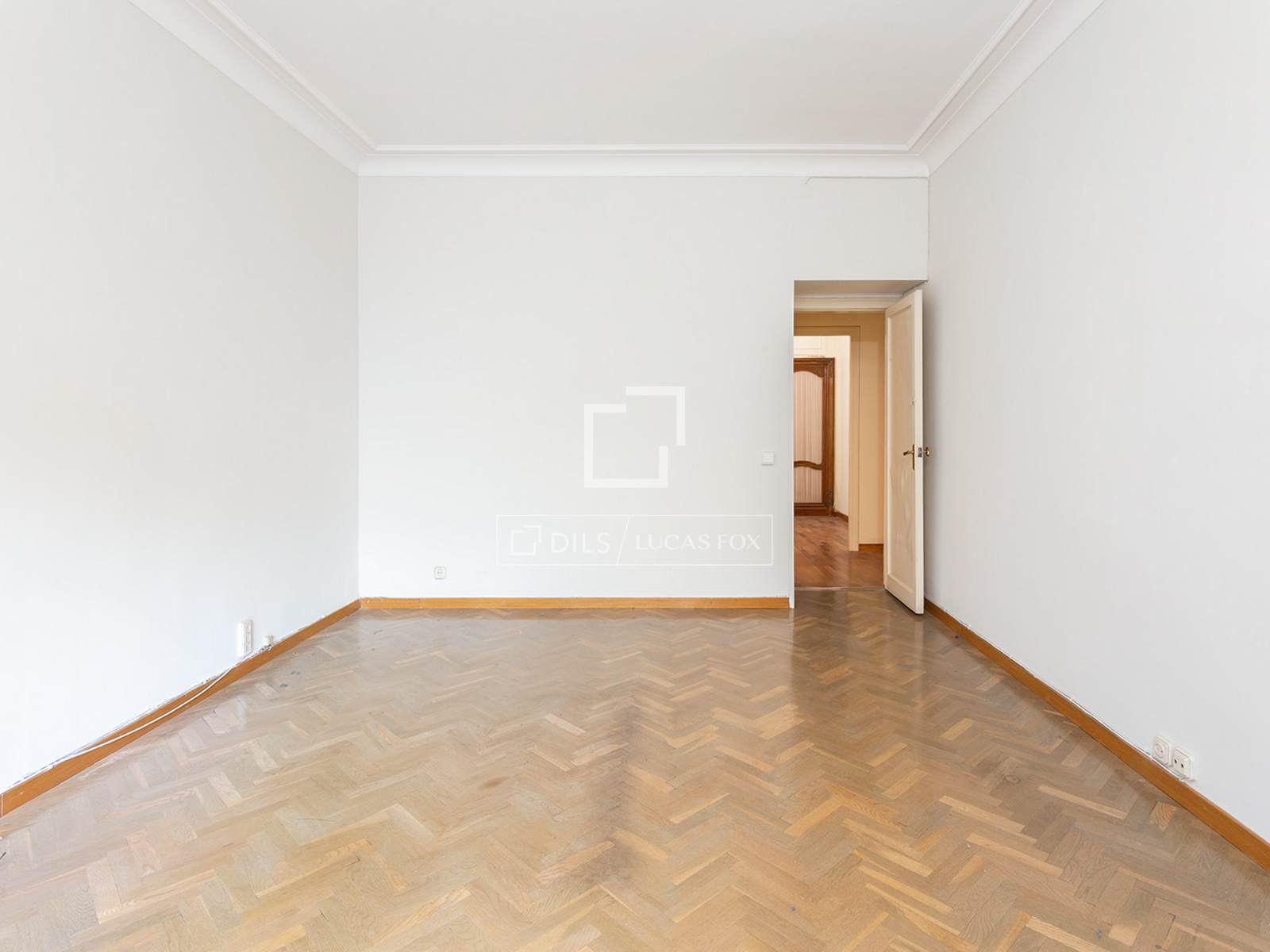 Apartment à Barcelona, Espagne 5 chambres, 244 m2 No. 192758