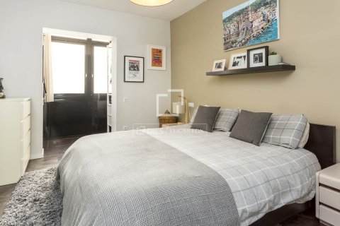 Kattohuoneisto myytävänä Barcelona, Espanja, 2 makuuhuonetta, 78 m2 No. 192757 - kuva 8