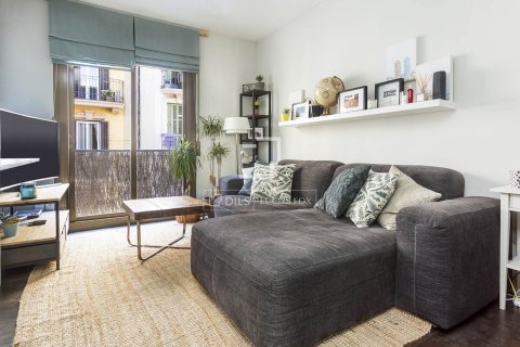 Kattohuoneisto myytävänä Barcelona, Espanja, 2 makuuhuonetta, 78 m2 No. 192757 - kuva 4
