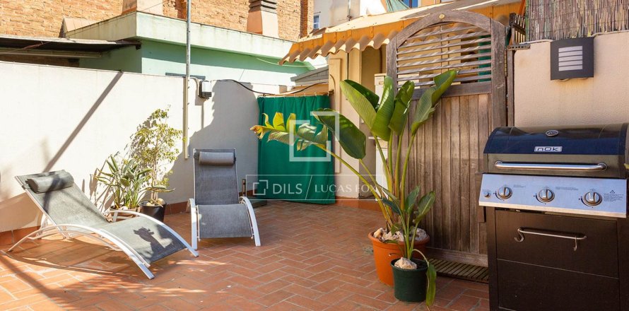 Kattohuoneisto Barcelona, Espanja 2 makuuhuonetta, 78 m2 No. 192757