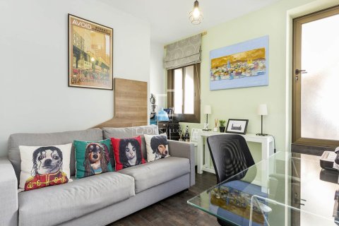 Kattohuoneisto myytävänä Barcelona, Espanja, 2 makuuhuonetta, 78 m2 No. 192757 - kuva 7