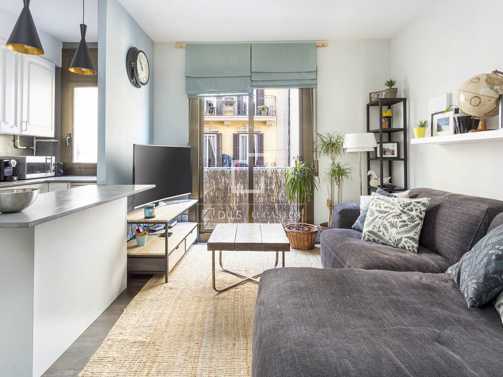 Penthouse in Barcelona, Spain 2 bedrooms, 78 sq.m. No. 192757