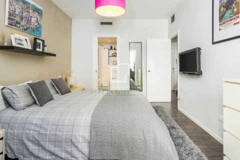 Kattohuoneisto myytävänä Barcelona, Espanja, 2 makuuhuonetta, 78 m2 No. 192757 - kuva 21