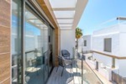 Huvila myytävänä Villamartin, Alicante, Espanja, 3 makuuhuonetta, 199 m2 No. 179822 - kuva 18