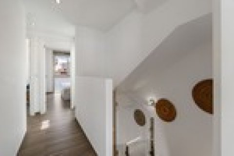 Huvila myytävänä Villamartin, Alicante, Espanja, 3 makuuhuonetta, 199 m2 No. 179822 - kuva 16
