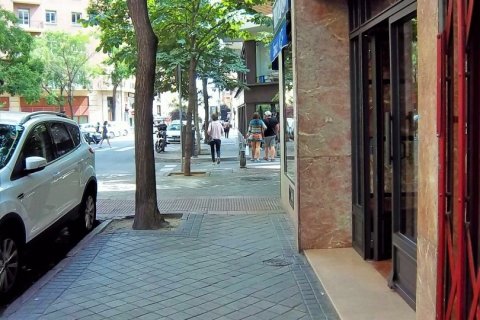 Lokal usługowy w Madrid, Hiszpania 100 mkw. nr 192208 – zdjęcie 4