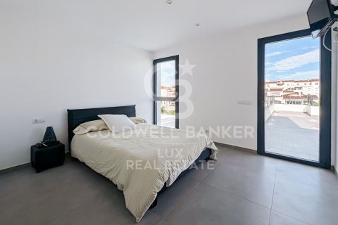 Villa in vendita a Empuriabrava, Girona, Spagna 5 camere da letto, 205 mq. N° 160347 - foto 12