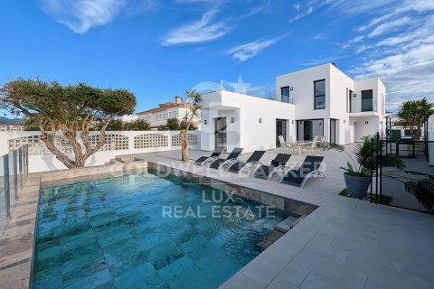 Villa in vendita a Empuriabrava, Girona, Spagna 5 camere da letto, 205 mq. N° 160347 - foto 25