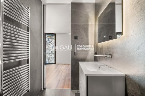 Apartamento en venta en Principado De Andorra (Ninguna Poblacion Tiene C.P.), Lérida, España 2 dormitorios, 101 m2 No. 160345 - foto 15