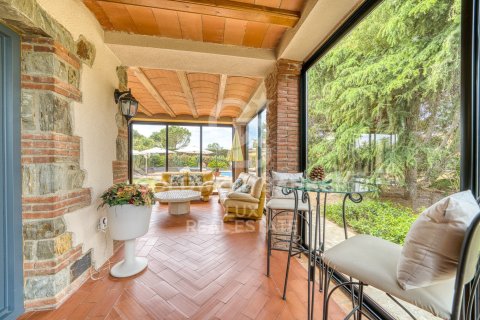 Willa w Peralada, Girona, Hiszpania 5 sypialni, 546 mkw. nr 160346 – zdjęcie 12