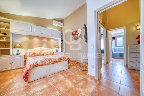 Villa à vendre à Peralada, Girona, Espagne, 5 chambres, 546 m2 No. 160346 - photo 25