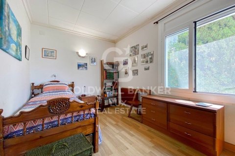 House for sale in Roses, Girona, Spain 4 bedrooms, 230 sq.m. No. 160343 - photo 9