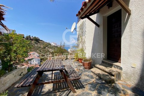 House for sale in Roses, Girona, Spain 4 bedrooms, 230 sq.m. No. 160343 - photo 12