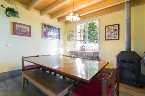 House for sale in Mataro, Barcelona, Spain 6 bedrooms, 435 sq.m. No. 160341 - photo 6