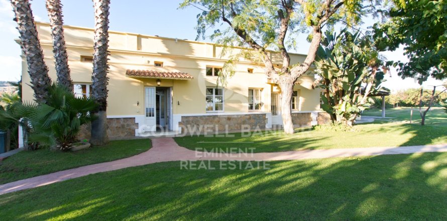 Дом в Матаро, Барселона, Испания 6 спален, 435м2 №160341
