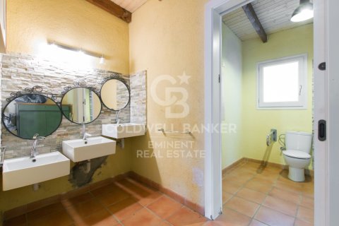 House for sale in Mataro, Barcelona, Spain 6 bedrooms, 435 sq.m. No. 160341 - photo 20