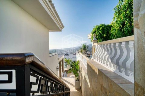 Villa à vendre à Adeje, Tenerife, Espagne, 4 chambres, 550 m2 No. 164298 - photo 29