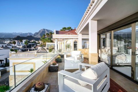 Villa à vendre à Adeje, Tenerife, Espagne, 4 chambres, 550 m2 No. 164298 - photo 21