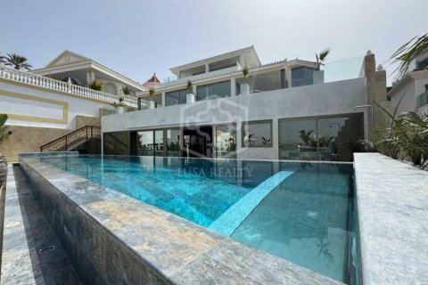 Villa à vendre à Adeje, Tenerife, Espagne, 4 chambres, 550 m2 No. 164298 - photo 2