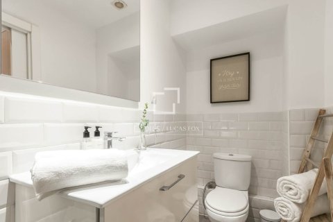 Huvila myytävänä Barcelona, Espanja, 2 makuuhuonetta, 77 m2 No. 160817 - kuva 17