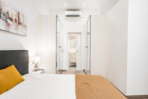 Apartamento en venta en Barcelona, España 2 dormitorios, 77 m2 No. 160817 - foto 26