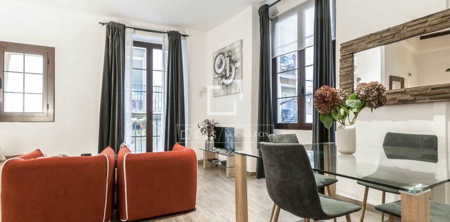 Huvila Barcelona, Espanja 2 makuuhuonetta, 77 m2 No. 160817
