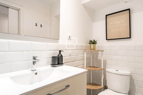 Apartamento en venta en Barcelona, España 2 dormitorios, 77 m2 No. 160817 - foto 24