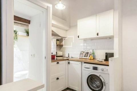 Huvila myytävänä Barcelona, Espanja, 2 makuuhuonetta, 77 m2 No. 160817 - kuva 19