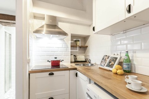 Huvila myytävänä Barcelona, Espanja, 2 makuuhuonetta, 77 m2 No. 160817 - kuva 20