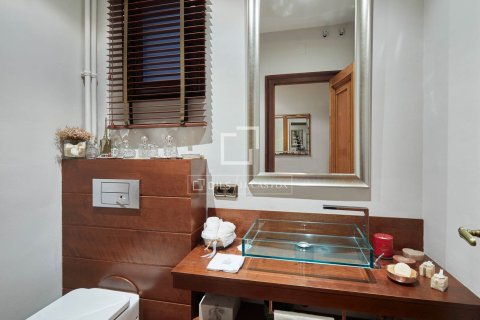 Apartment à vendre à Barcelona, Espagne, 6 chambres, 453 m2 No. 160820 - photo 21