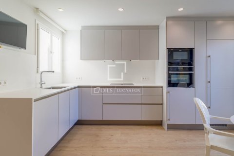 Appartamento in vendita a Barcelona, Spagna 5 camere da letto, 146 mq. N° 160822 - foto 10