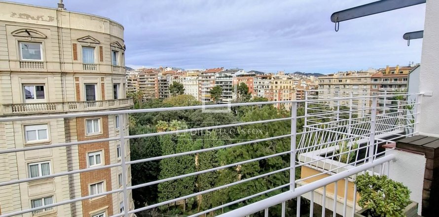 Appartamento a Barcelona, Spagna 5 camere da letto, 146 mq. N° 160822