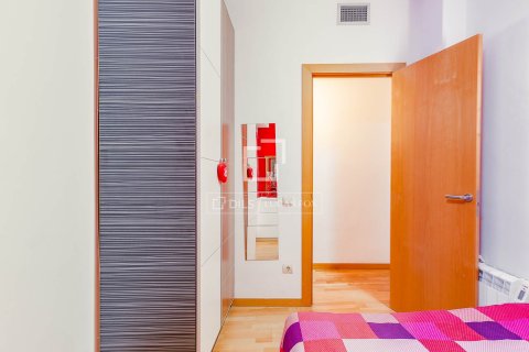 Apartament w Barcelona, Hiszpania 3 sypialnie, 98 mkw. nr 160821 – zdjęcie 24