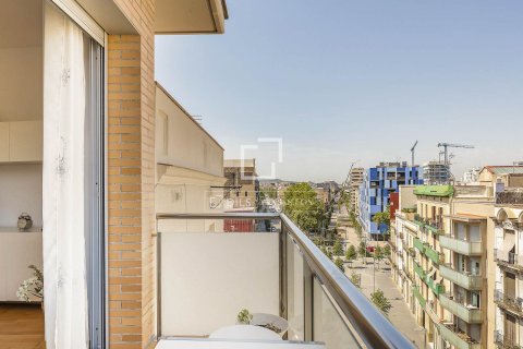 Apartament w Barcelona, Hiszpania 3 sypialnie, 98 mkw. nr 160821 – zdjęcie 8