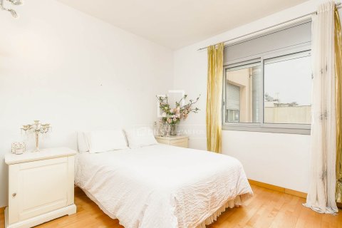 Apartament w Barcelona, Hiszpania 3 sypialnie, 98 mkw. nr 160821 – zdjęcie 14